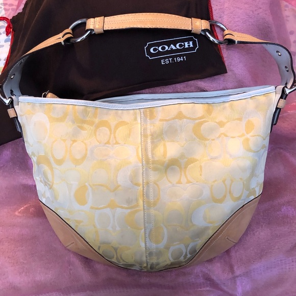 Soft yellow Coach purse - Picture 3 of 8